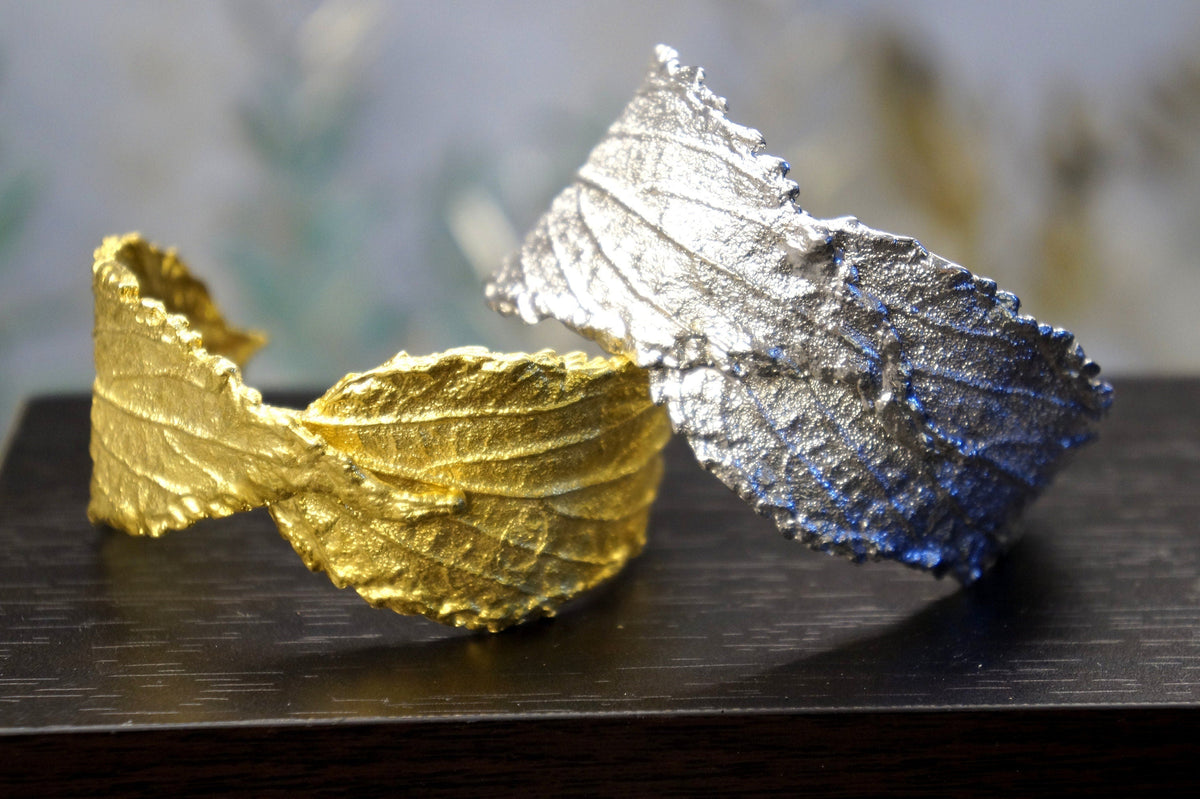 Bracciale Foglia di Ibisco Dorata