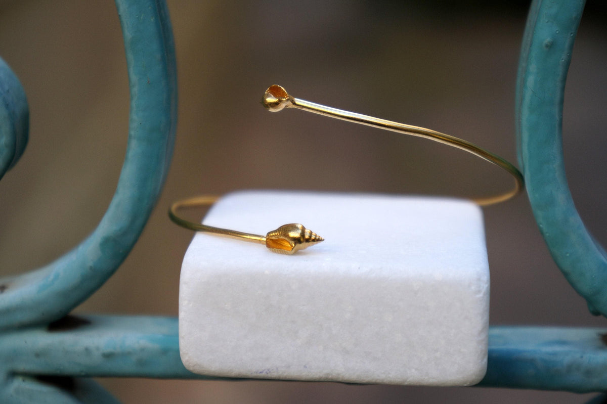 Sea Shell Cuff Bracelet, Dainty Gold Plated Silver (Adjustable)