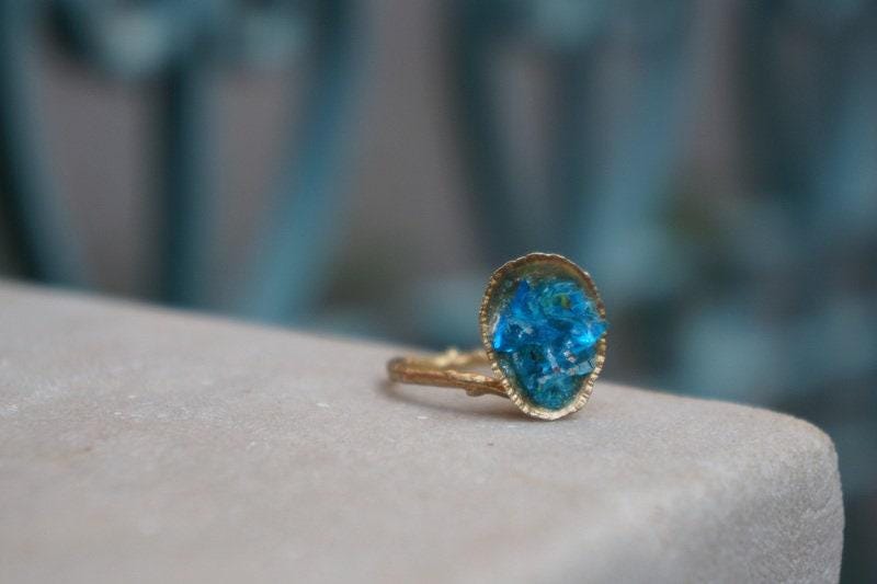 Nature Inspired Ring: Turquoise Shell Design - Silver & Gold Plated